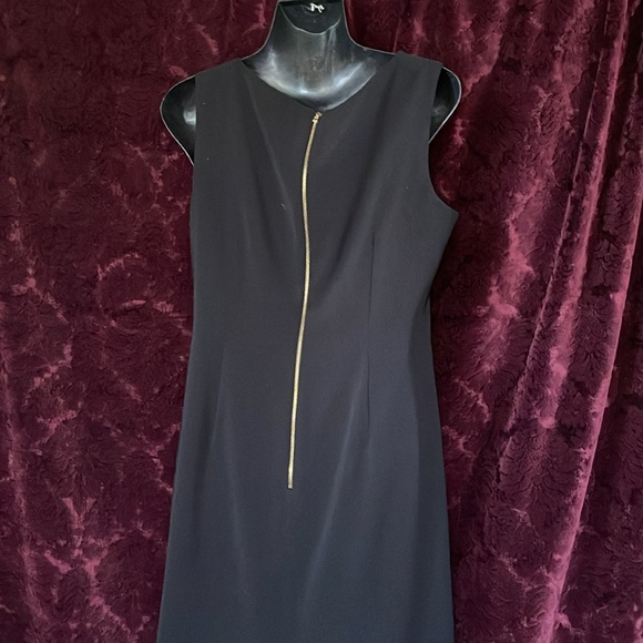 Tahari dress - Picture 5 of 6